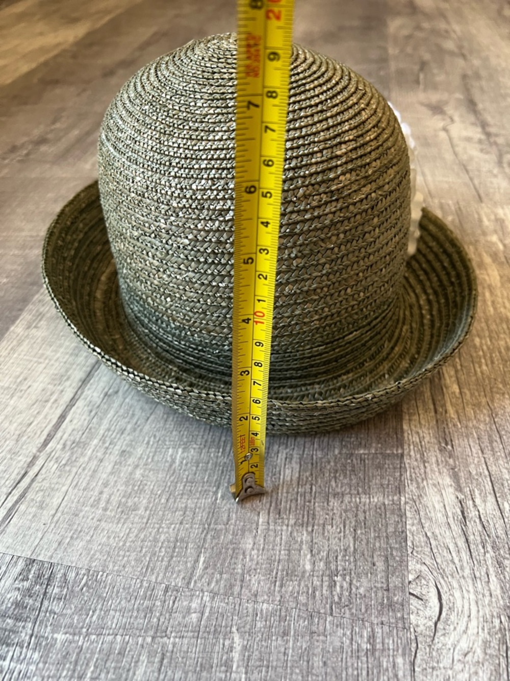 betmar sage green braided straw cloche with white floral tag - Picture 11 of 12